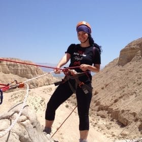 פעילות סנפלינג לקבוצות בנחל רחף