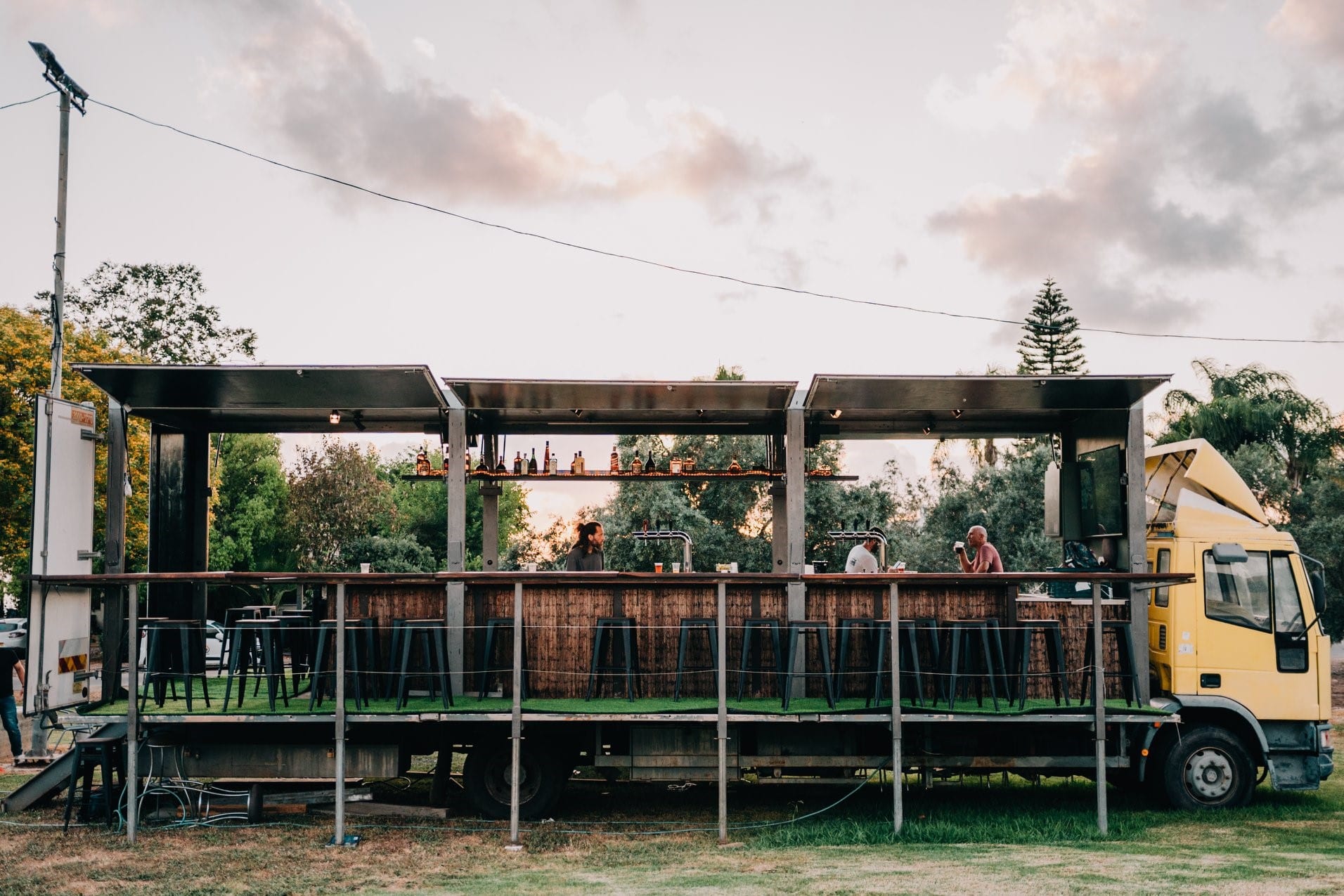 בר טראק בר טראק